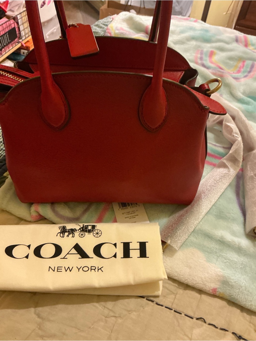 Coach Soft Empire 21 In Scarlet - Picture 7 of 16